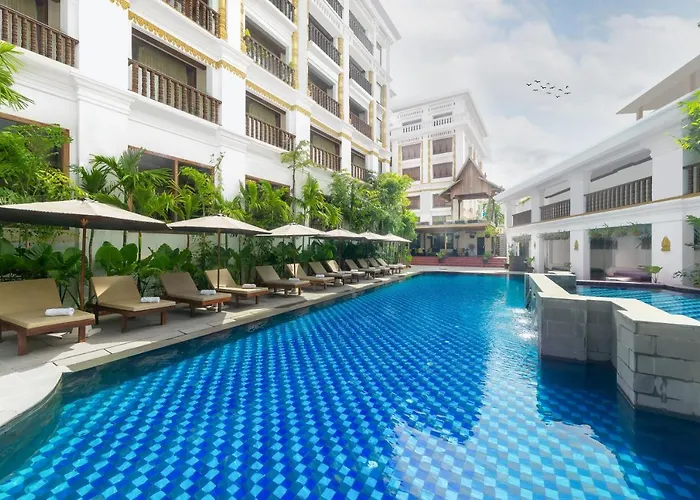 Angkor Land Urban Boutique 4*