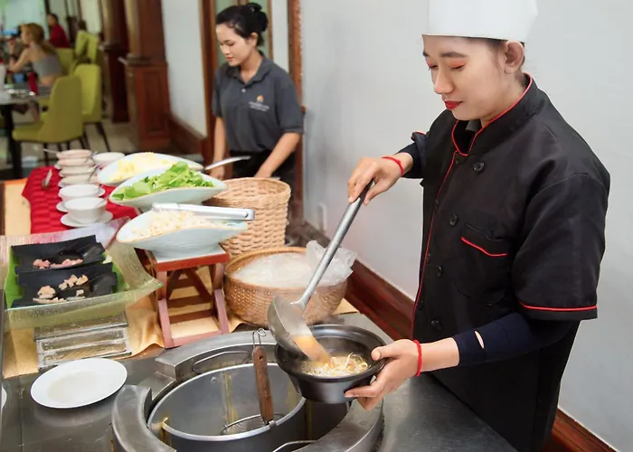 Angkor Land Urban Boutique Hotel 4*