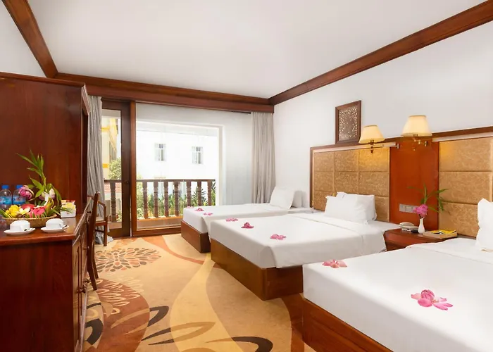 Angkor Land Urban Boutique Hotel 4*